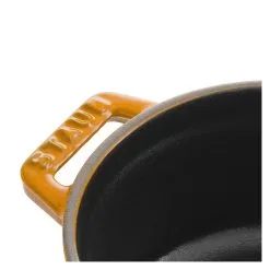 Staub Mini Cocotte 10 Cm, Rund, Sennep, Støbejern 7 Staub Mini Cocotte 10 Cm, Rund, Sennep, Støbejern -Køkkenudstyr Butik 40510 636 0 6