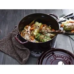 Staub Cocotte 24 Cm, Rund, Grenadine, Støbejern -Køkkenudstyr Butik 424424330